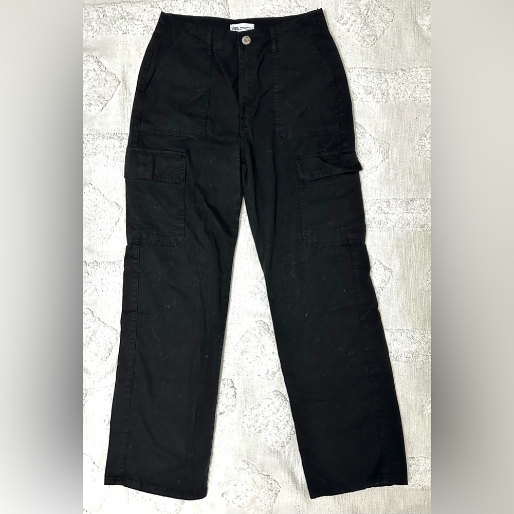 ZARA Women’s Black Cargo Pants with pockets